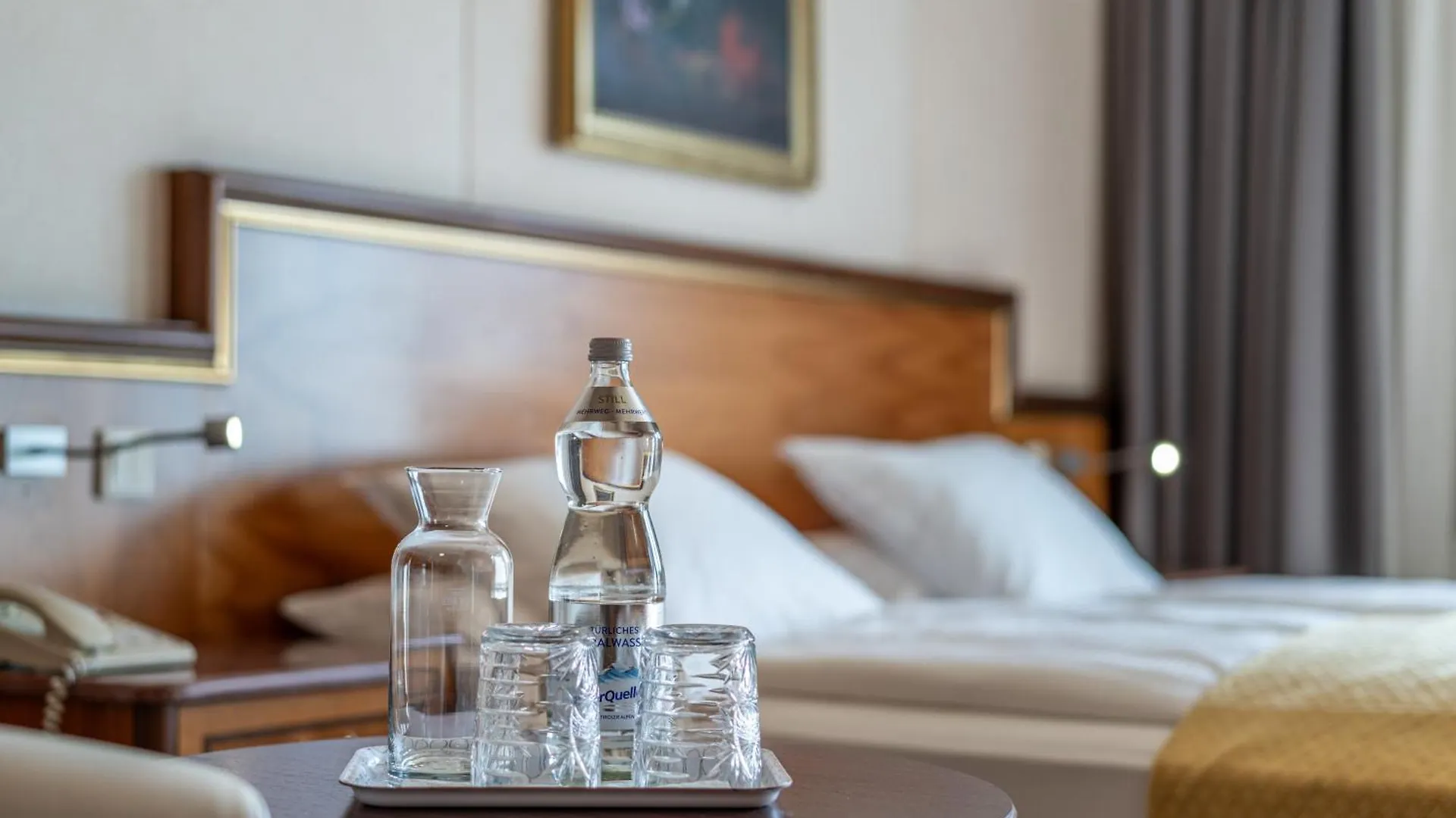 ****  Hotel Neue Post I Self Check-In Innsbruck Austria