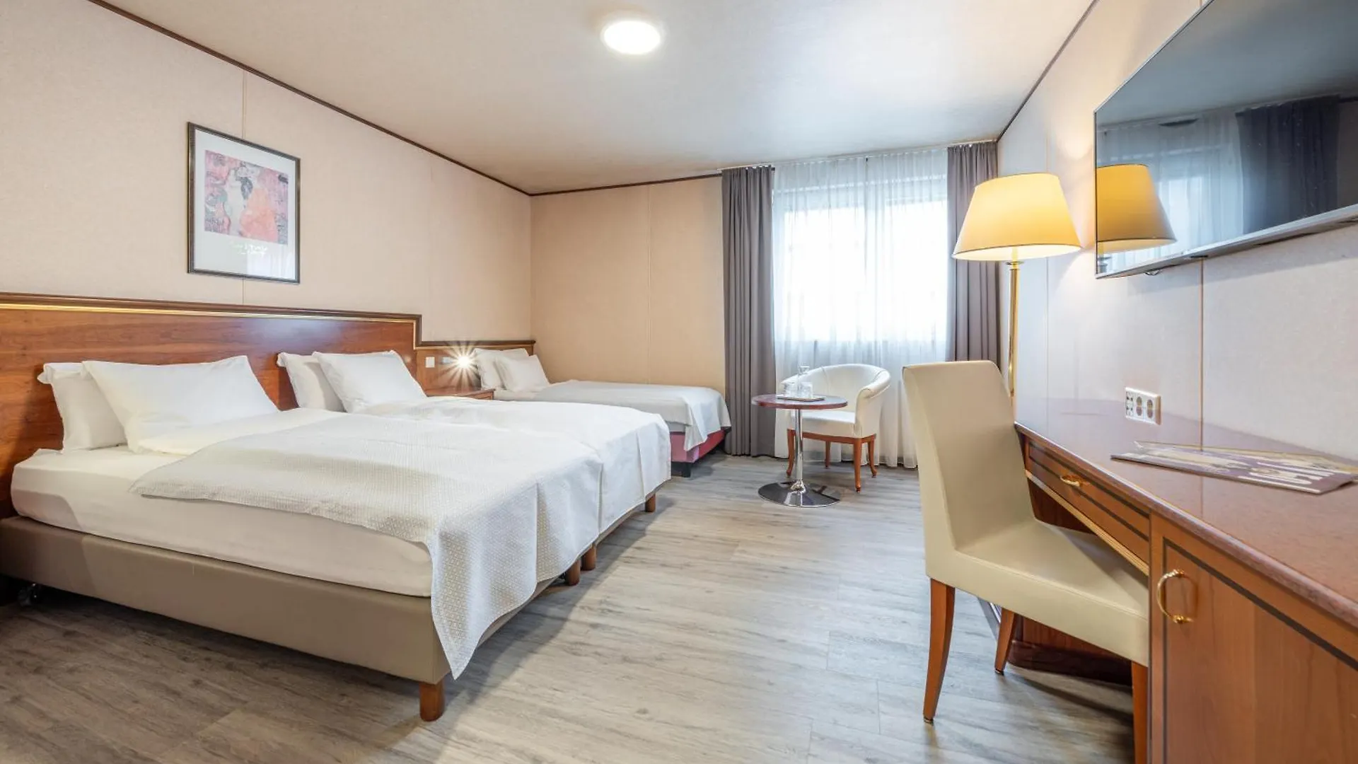 Hotel Neue Post I Self Check-In Innsbruck