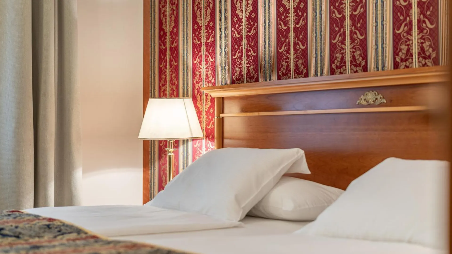 ****  Hotel Neue Post Innsbruck Austria